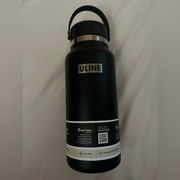 🌺Black Hydro Flask - Picture 4 of 7